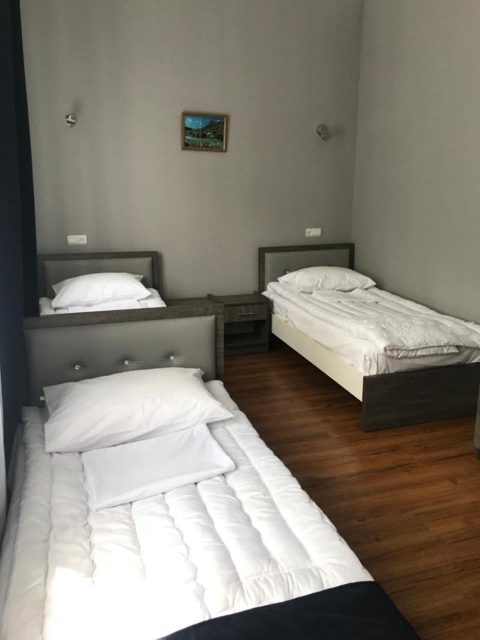 Apart Hotel Sayat-Nova Vanadzor Buitenkant foto