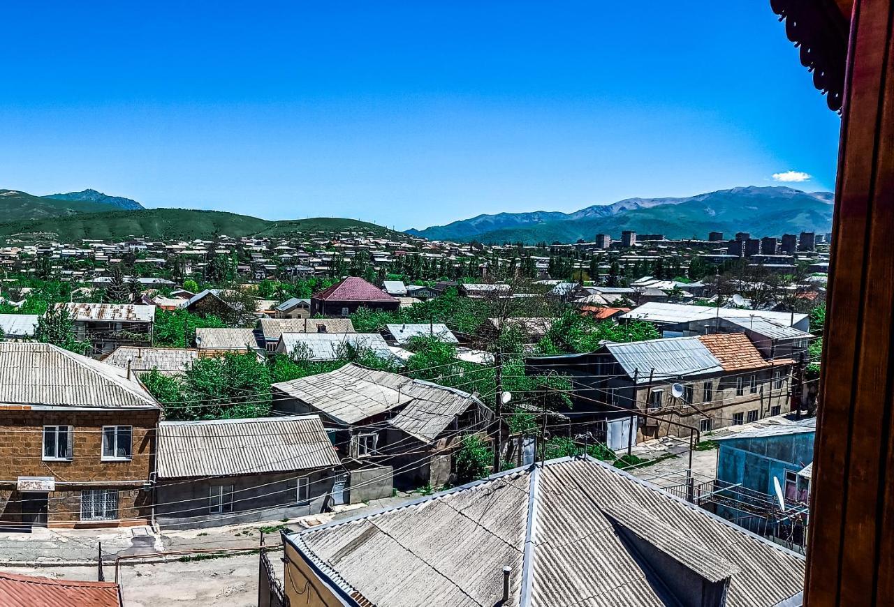 Apart Hotel Sayat-Nova Vanadzor Buitenkant foto